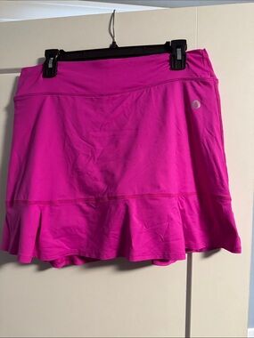 Athletic Circle-Skirt in Bright Pink by Lululemon-Style